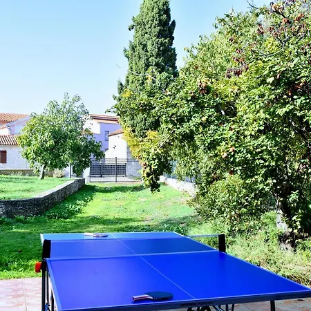 Vacation Home Pula Extérieur photo